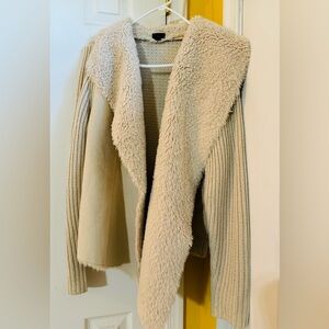 Torrid Sz 2 Sweater Jacket